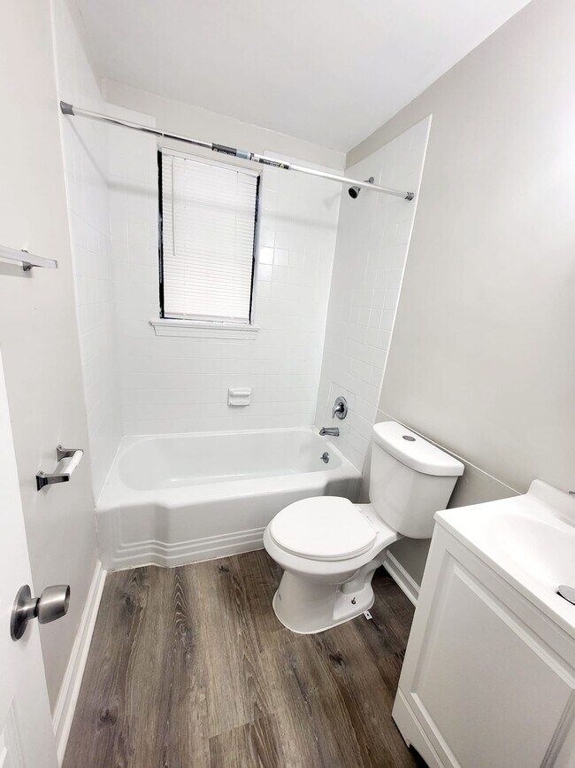 3236 Clark Walk, Camden, NJ 08104 - photo 5