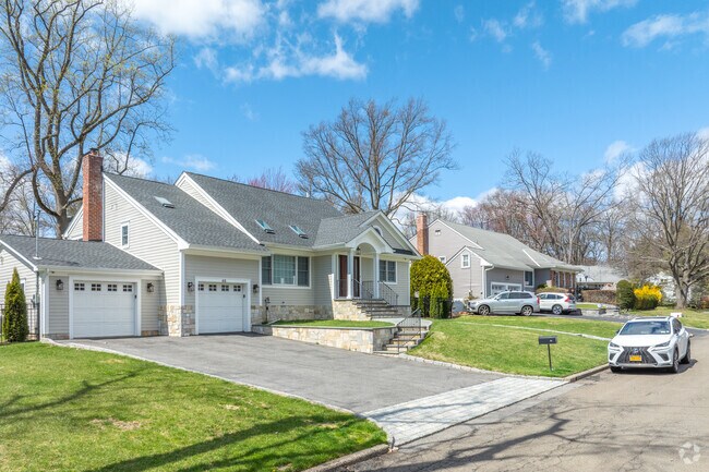 Homes are nestled close together on the calm streets of Ward Acres.