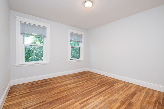 18 A Forest St unit 43, Cambridge, MA 02140 - photo 3