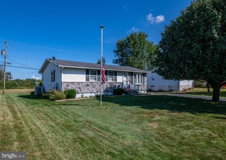 29 Maywood Ave, Sinking Spring, PA 19608
