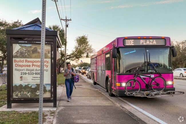 Lee Tran services the Sunshine neighborhood with stops all along Lee Blvd.
