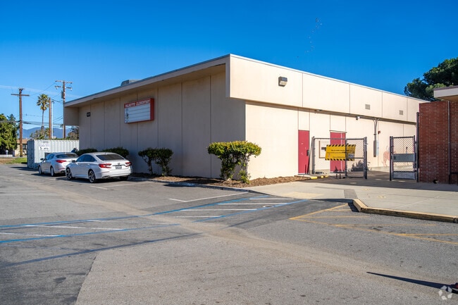 Palmetto Elementary School reflects the pride and educational opportunities within its walls.