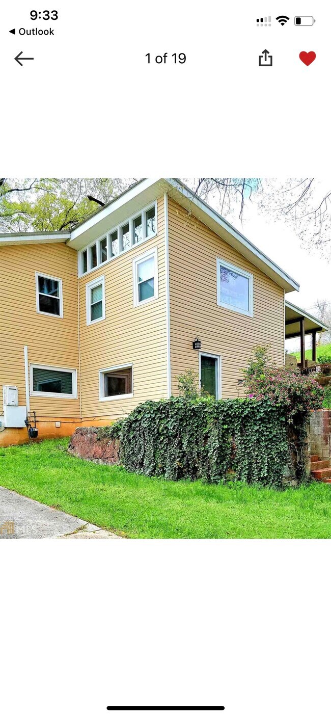 213 W 12th St unit 2 - Loft, West Point, GA 31833 - photo 2