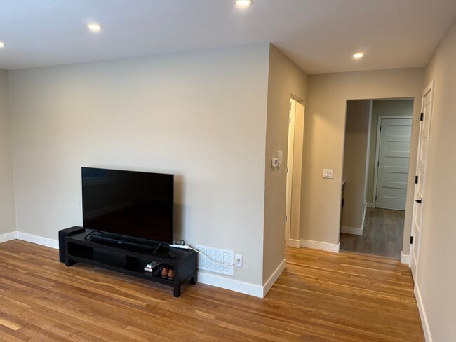 1213 S Midvale Blvd unit C, Madison, WI 53711 - photo 3