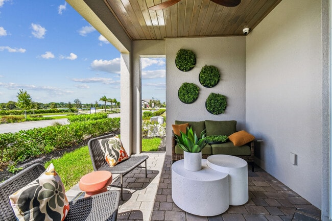 17100 Beachgrass Aly, Winter Garden, FL 34787 - photo 3