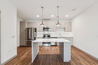 1125 W Edmond Rd, Edmond, OK 73003