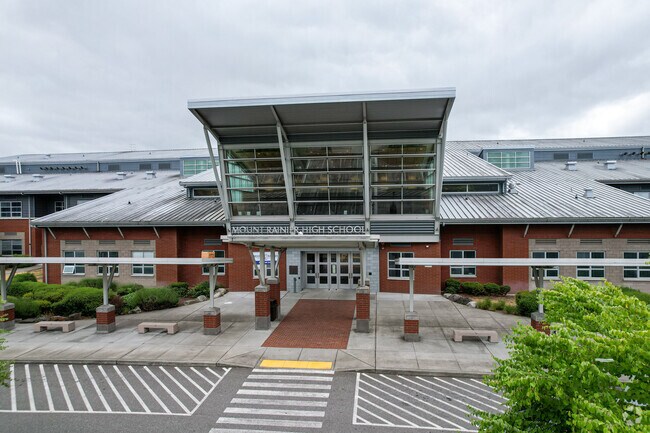 Main Entrance of Mount Rainier High School In Normandy Park.