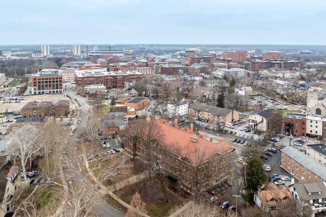 Graham Elementary and Middle School is located in University, Columbus Ohio.