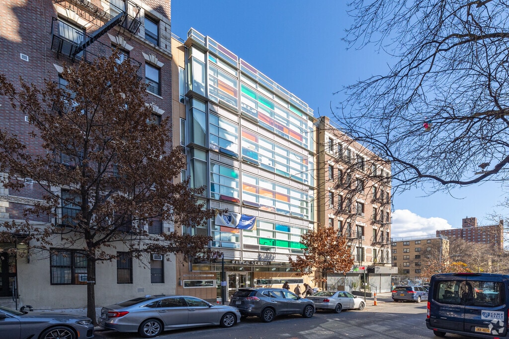 Reece School is one the upper east side of Manhattan.