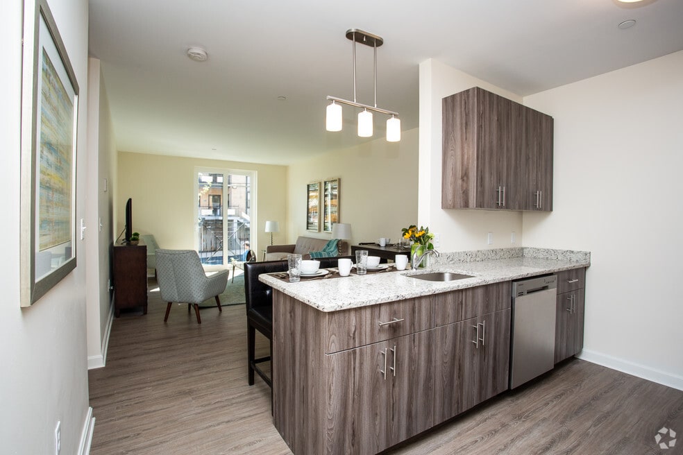 Corey10, Melrose, MA 02176 - photo 1