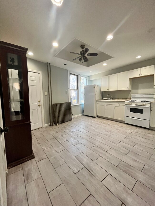 44 Clerk St unit 1, Jersey City, NJ 07305 - photo 3