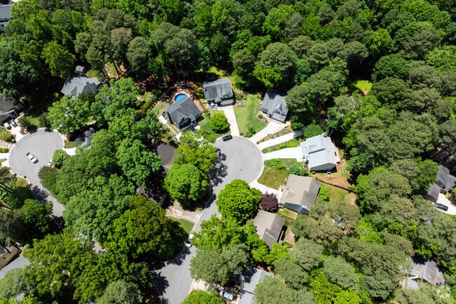 There are many wooded cul de sac's in the Northwoods neighborhood.