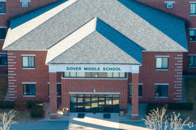 Dover Middle School is a public school in Strafford County that serves students grades 5-8.