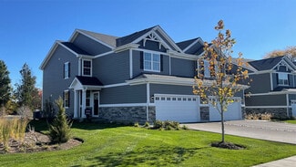 260 Charlestowne Lake Dr, Saint Charles, IL 60174