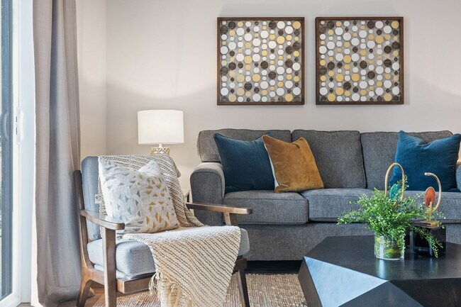 Thompson Square Apartments, Jeffersonville, IN 47130 - photo 7