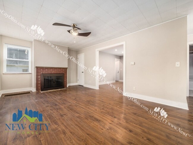 1621 Sullivant Ave, Columbus, OH 43223 - photo 4