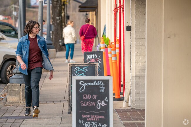 Plenty of local shops in Downtown Homewood.
