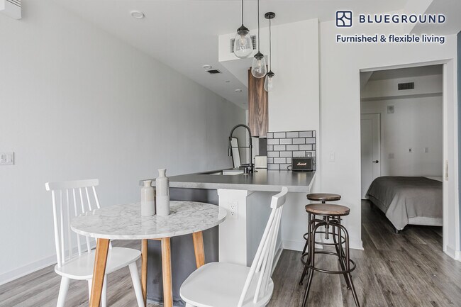 201 The Promenade N unit FL6-ID1259, Long Beach, CA 90802 - photo 4