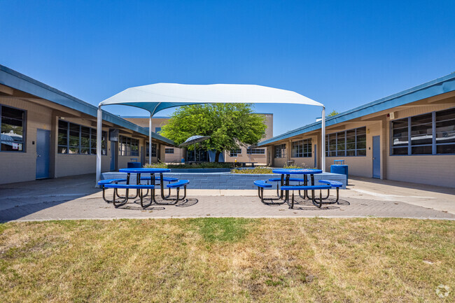 Convenient tables invite for enjoyable meals at Cholla Middle School in Phoenix.