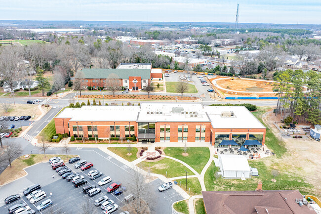 Covenant Day provides education marked by a biblical worldview and academic excellence.
