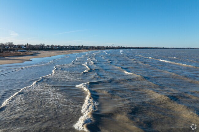 Enjoy the scenic views along Lake Michigan, just a few minutes east of North Bay-Shorecrest.