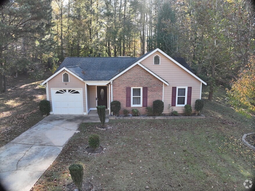 5947 Rock Rd, Union City, GA 30291 - photo 2