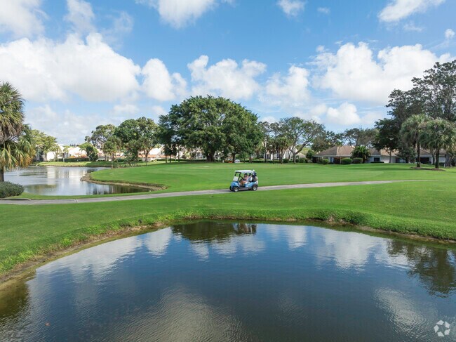The Boca West Country Club offers Golf Cart rentals to its patrons.