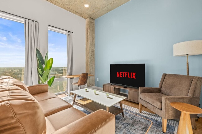 605 N 12th St unit ID1313964P, Tampa, FL 33602 - photo 2