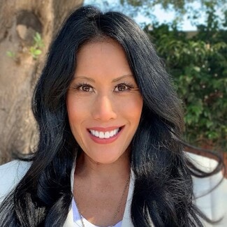 Kimberly Flores