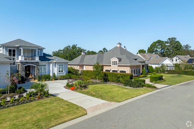 Incredible homes line the streets of the gorgeous Berkley Hall community.