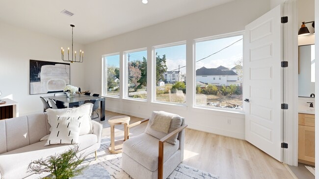 6906 England St, Houston, TX 77021 - photo 2