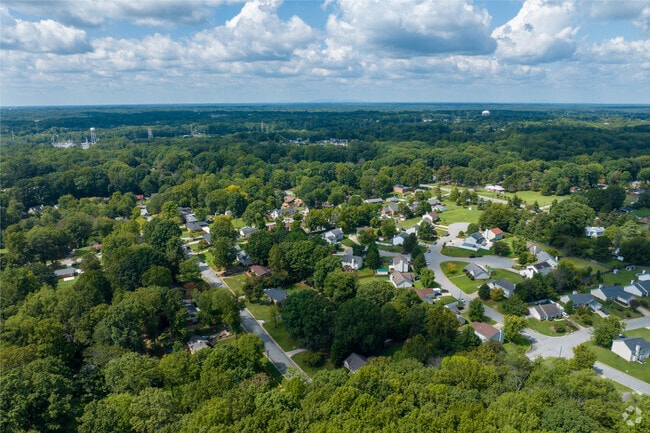 Bryson Ridge has many homes in a small area and is close to downtown.