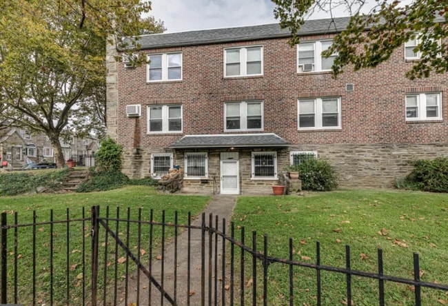 3273 Teesdale St unit 2, Philadelphia, PA 19136 - photo 4