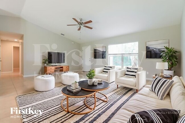 11940 Helicon Ave, Port Charlotte, FL 33981 - photo 3