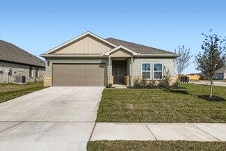 1001 Verde Creek Ct, Crowley, TX 76036