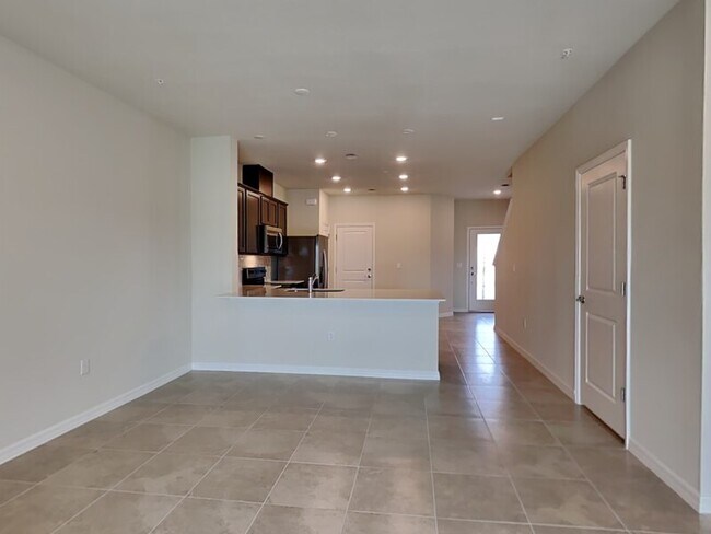 3109 Emerald Acrs Ln, Sanford, FL 32771 - photo 6