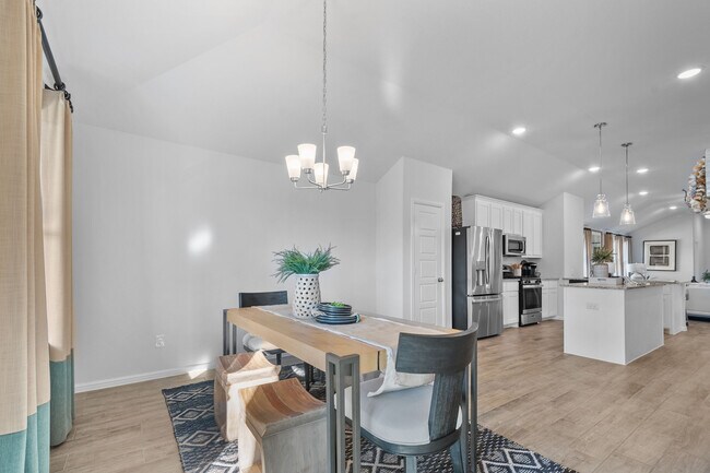 8024 Butterfield Dr unit 37163087, San Antonio, TX 78227 - photo 6