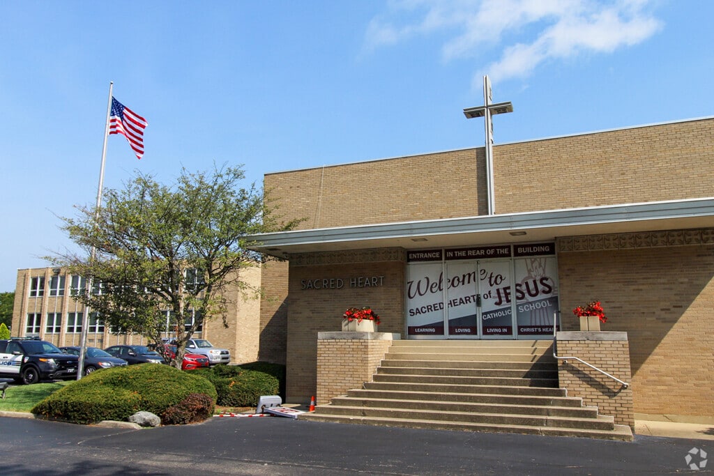 Sacred Heart of Jesus School in Fairfield provides a Catholic education for Grades K - 8.