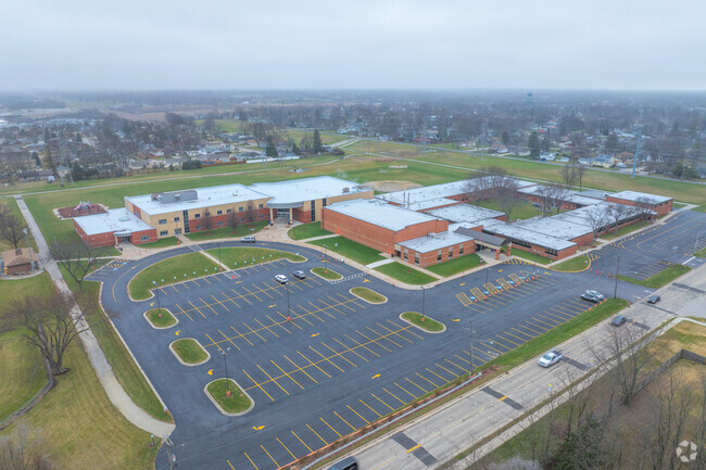Richland Jr High School offers a space where all people can learn and thrive.