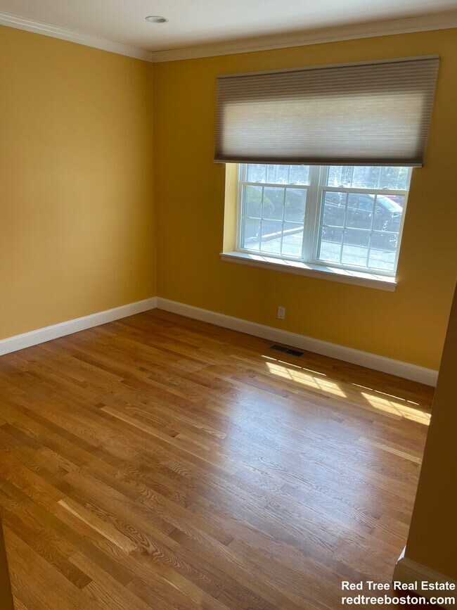 204 Lake Shore Rd unit 1, Brighton, MA 02135 - photo 7