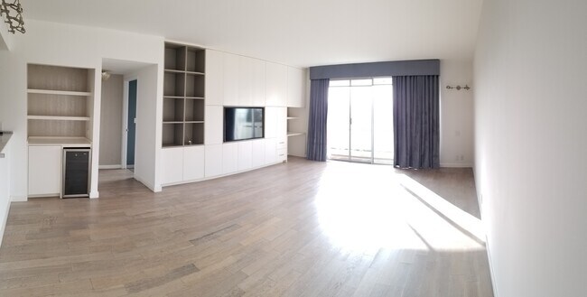 Westbury Terrace unit 601, Los Angeles, CA 90048 - photo 4