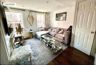 224 W 13th St, New York, NY 10011