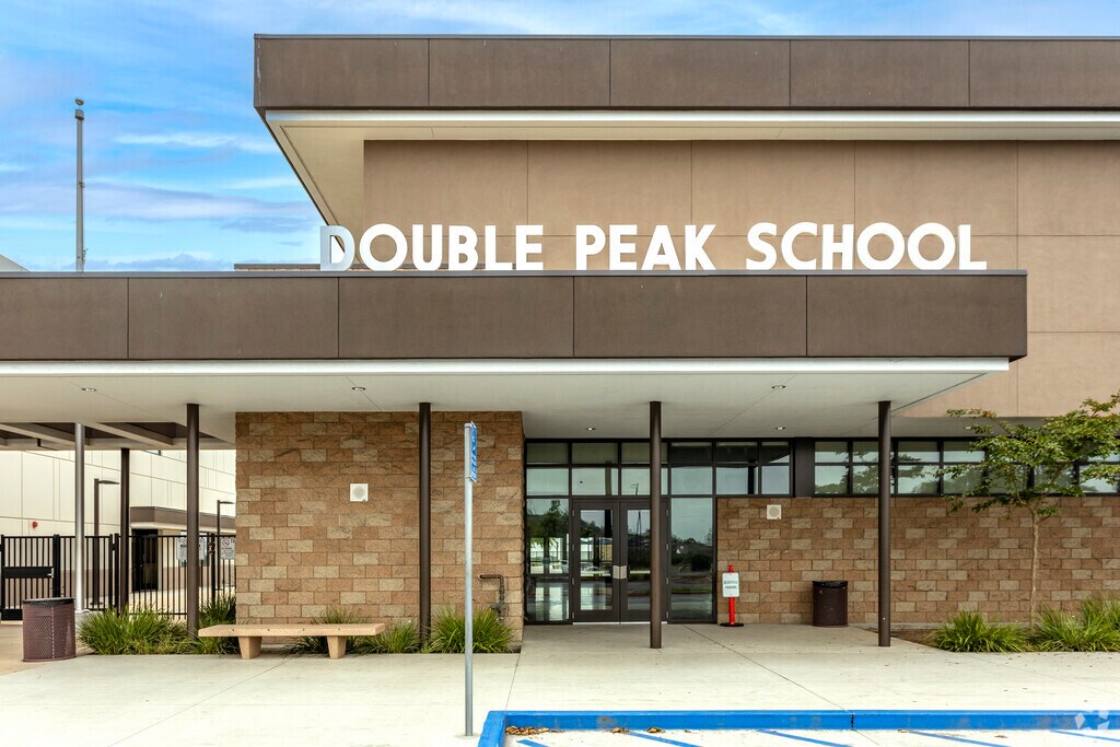 The main entrance of the Double Peak K-8 in San Marcos.