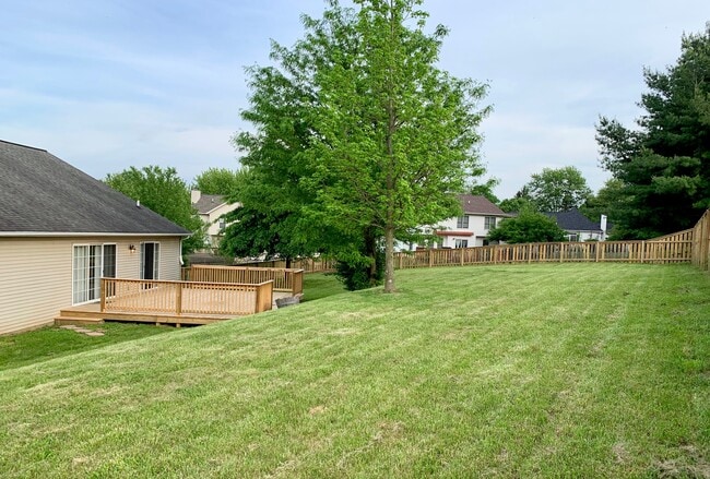 1209 W Aspen Ct unit 1209 W Aspen Ct, Bloomington, IN 47404 - photo 2