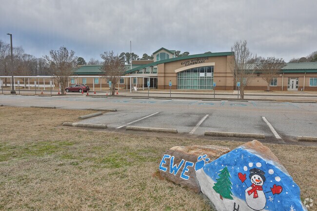 Ellen Woodside Elementary 2