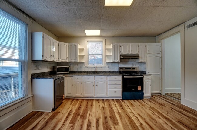 1117 W High St, Lima, OH 45805 - photo 2