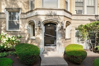 403 S East Ave Unit 2, Oak Park, IL 60302