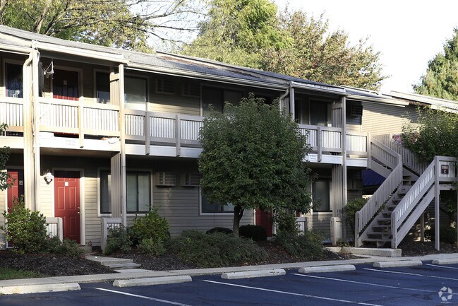 Mogadore Square Apartments, Akron, OH 44312 - photo 6