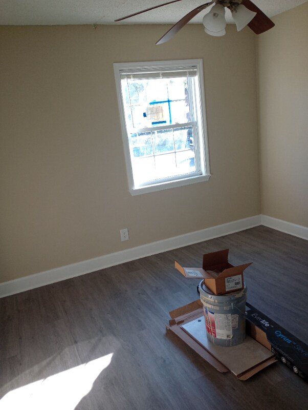 1245 84th Ave N unit B, Saint Petersburg, FL 33702 - photo 2