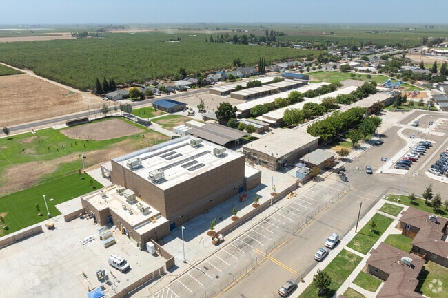 Students have access to multiple outdoor areas at Caruthers Elementary School.